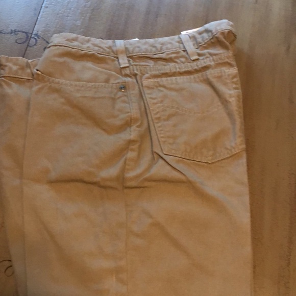 Women’s Carhartt khakis 14 X 32 relaxed fit. - Picture 2 of 7